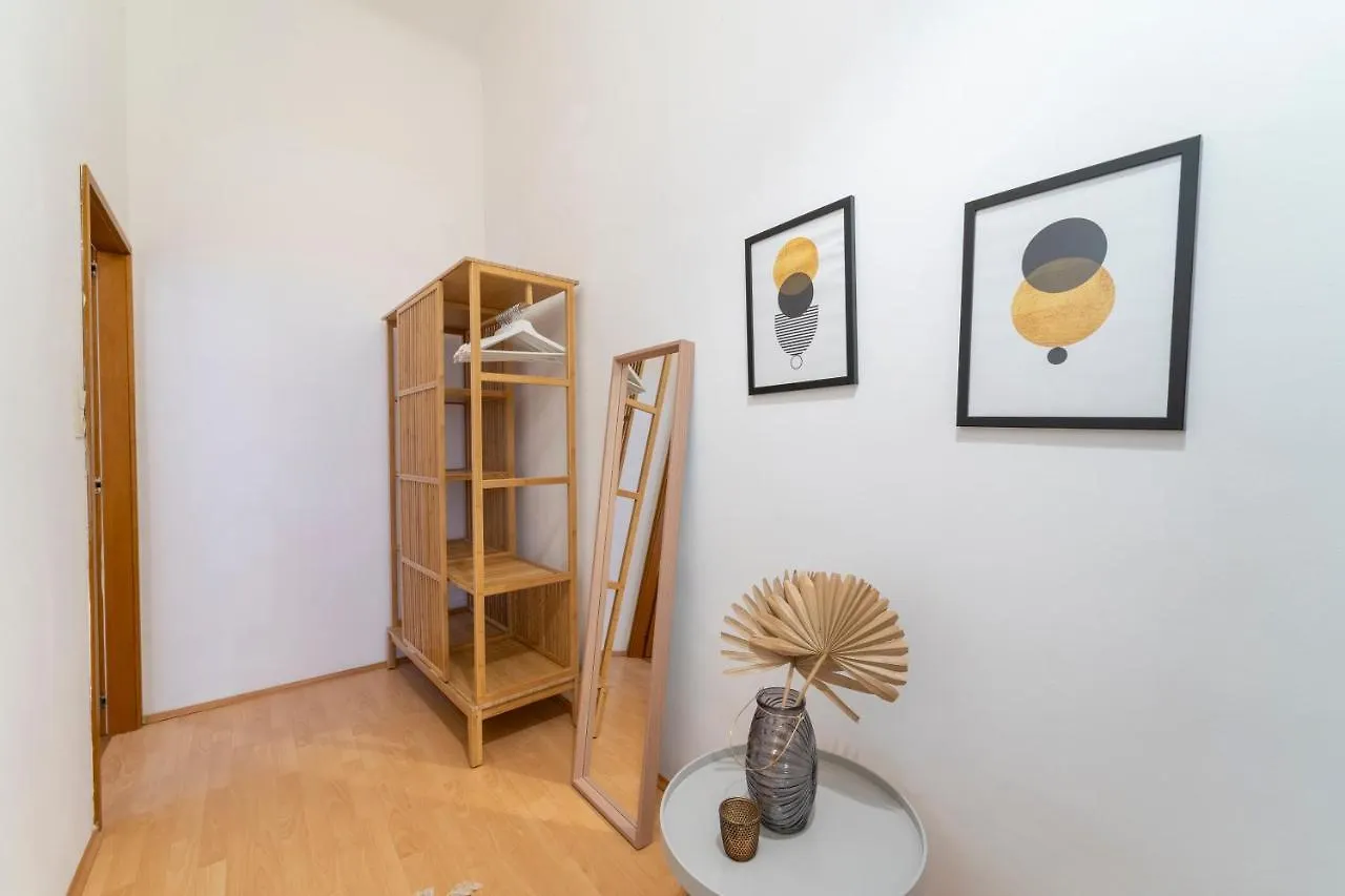 Apartment Josef'S Home I Comfort Studio I City Center Wien